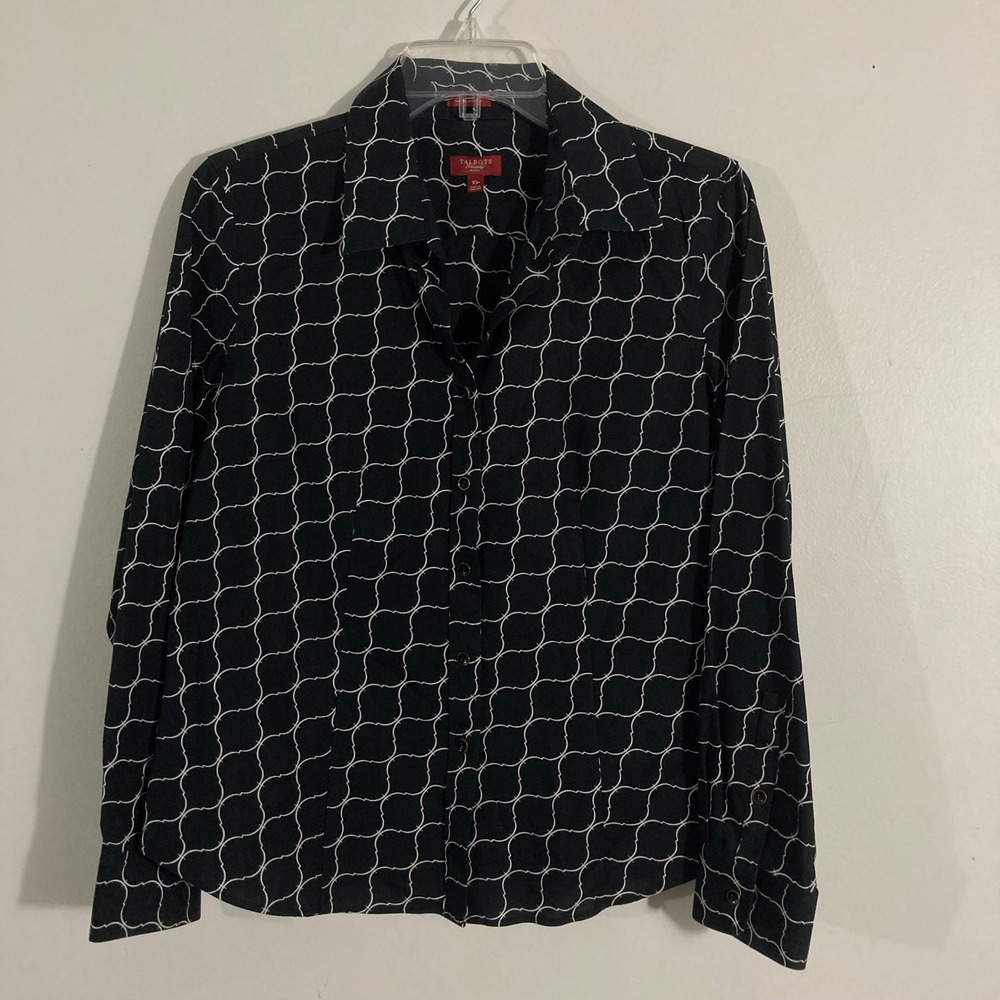 Talbots Button Down Shirt Womens 10P Black White Geometric Wrinkle Resistant TOP